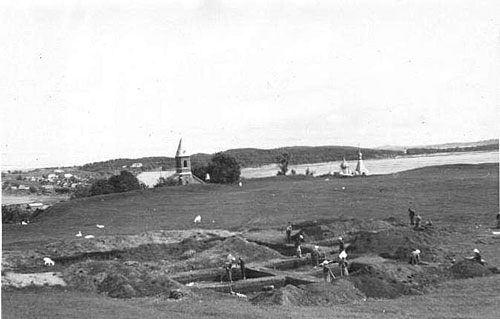 Excavation on Castle Hill