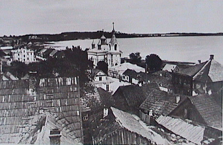 Church and Dryviata Lake